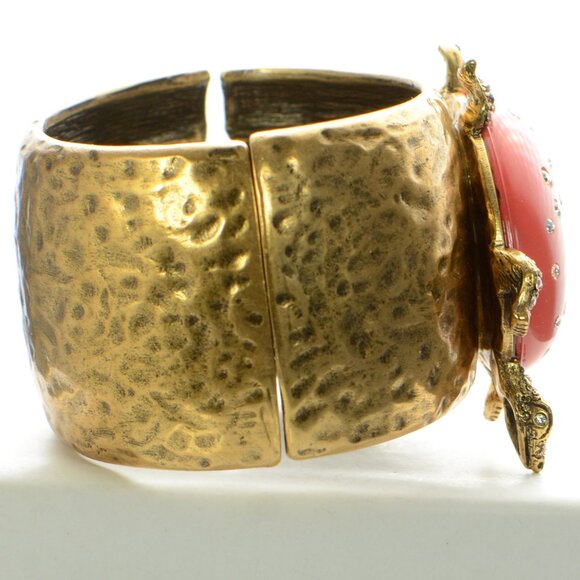 Vintage Oscar de la Renta Crystal & Coral Cabochon Hammered Turtle Bracelet - Picture 8 of 11